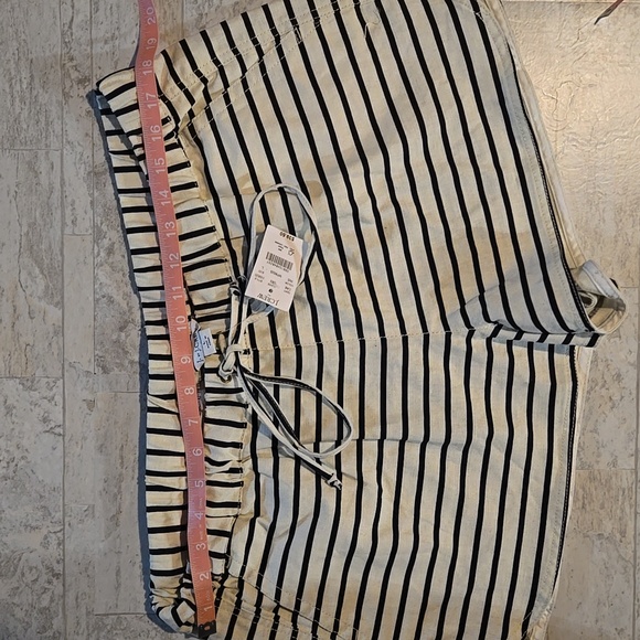 NWT J. Crew Size Large Linen Cotten Blend Shorts Black White - Picture 8 of 9